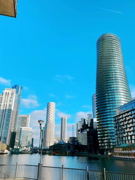 Bright &Spacious One Bedroom Flat Off Canary Wharf Londres Exterior foto